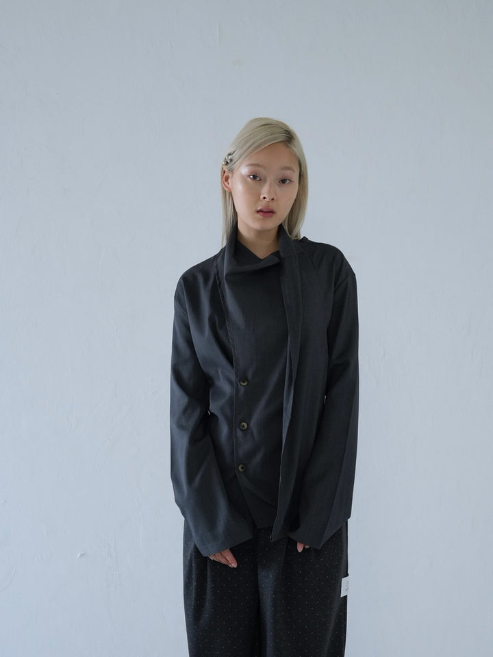 【 10月上旬発送予定 】drape neck asymmetric blouse