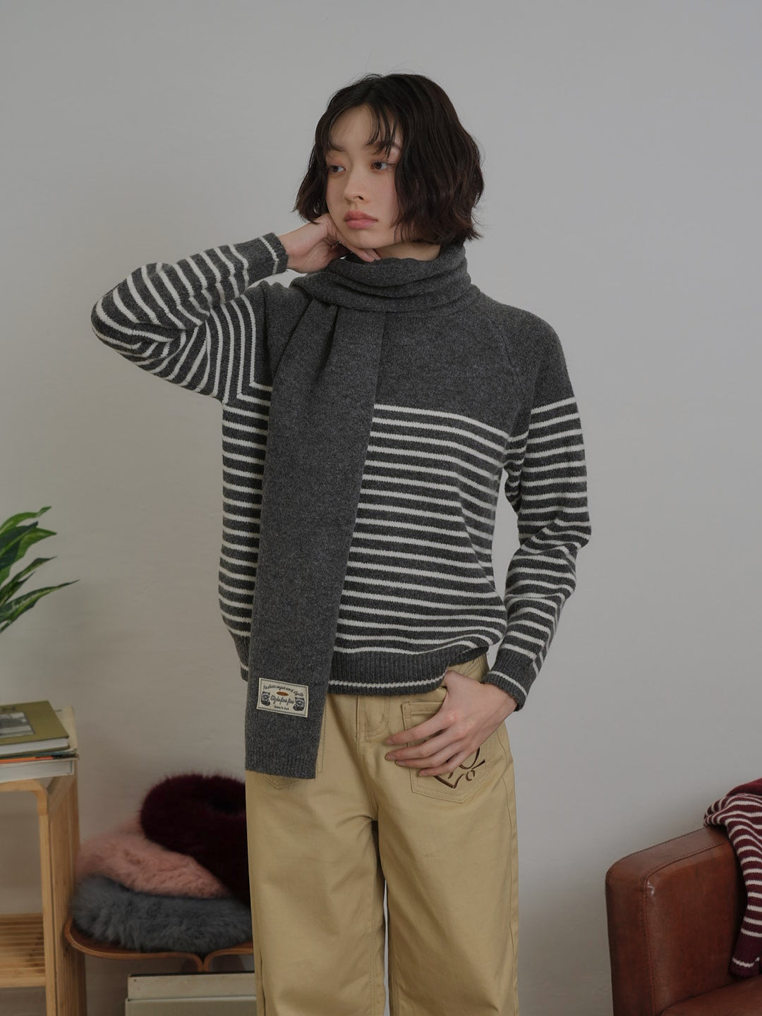 border knit top scarf set