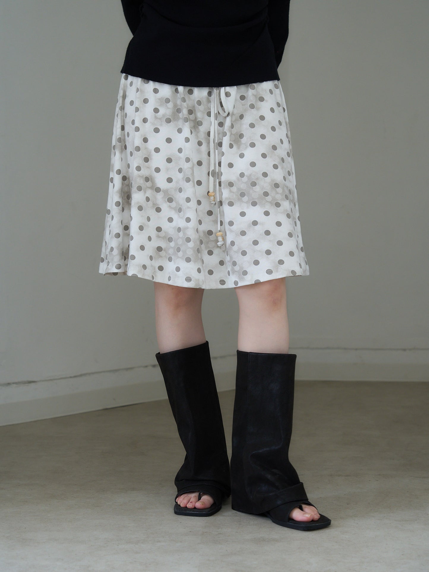 dot  line skirt