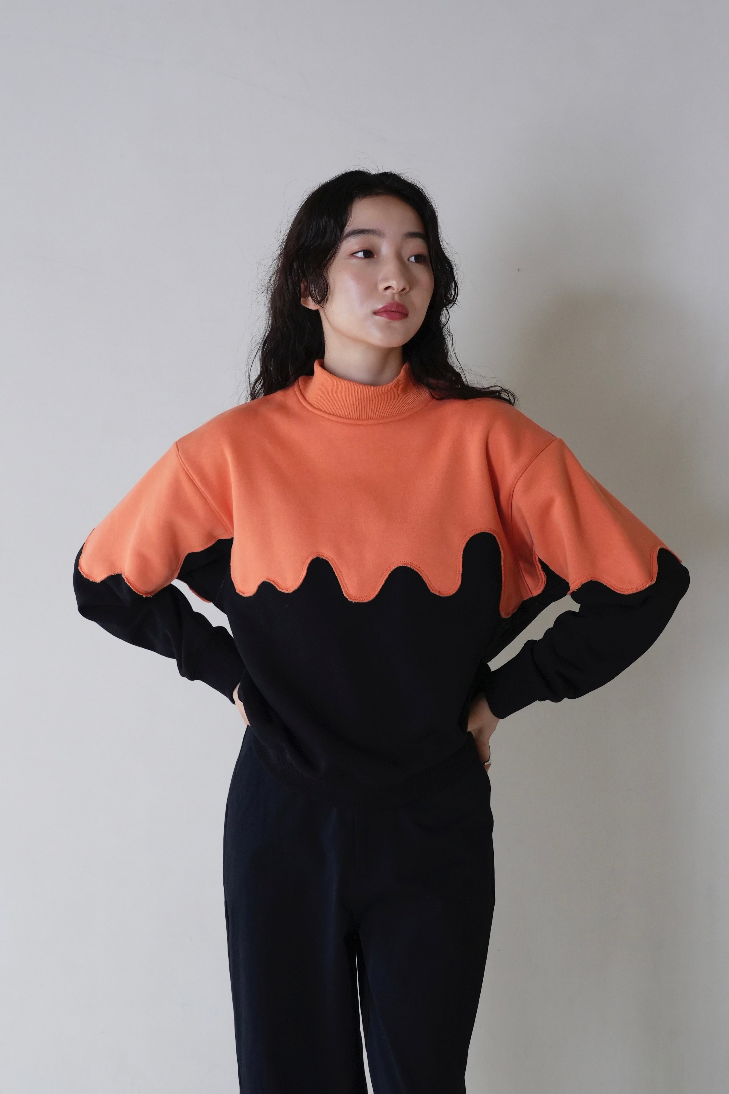 wave bicolor sweat – Uenui