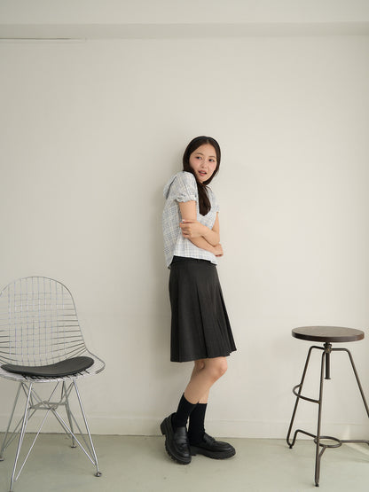 classic midi pleated skirt