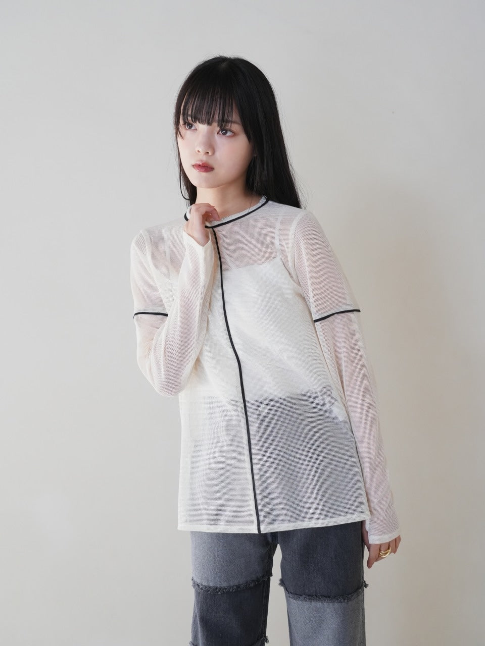 line mesh pullover