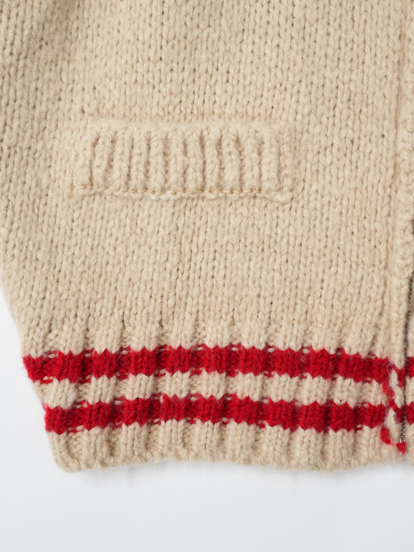 back letter zip knit