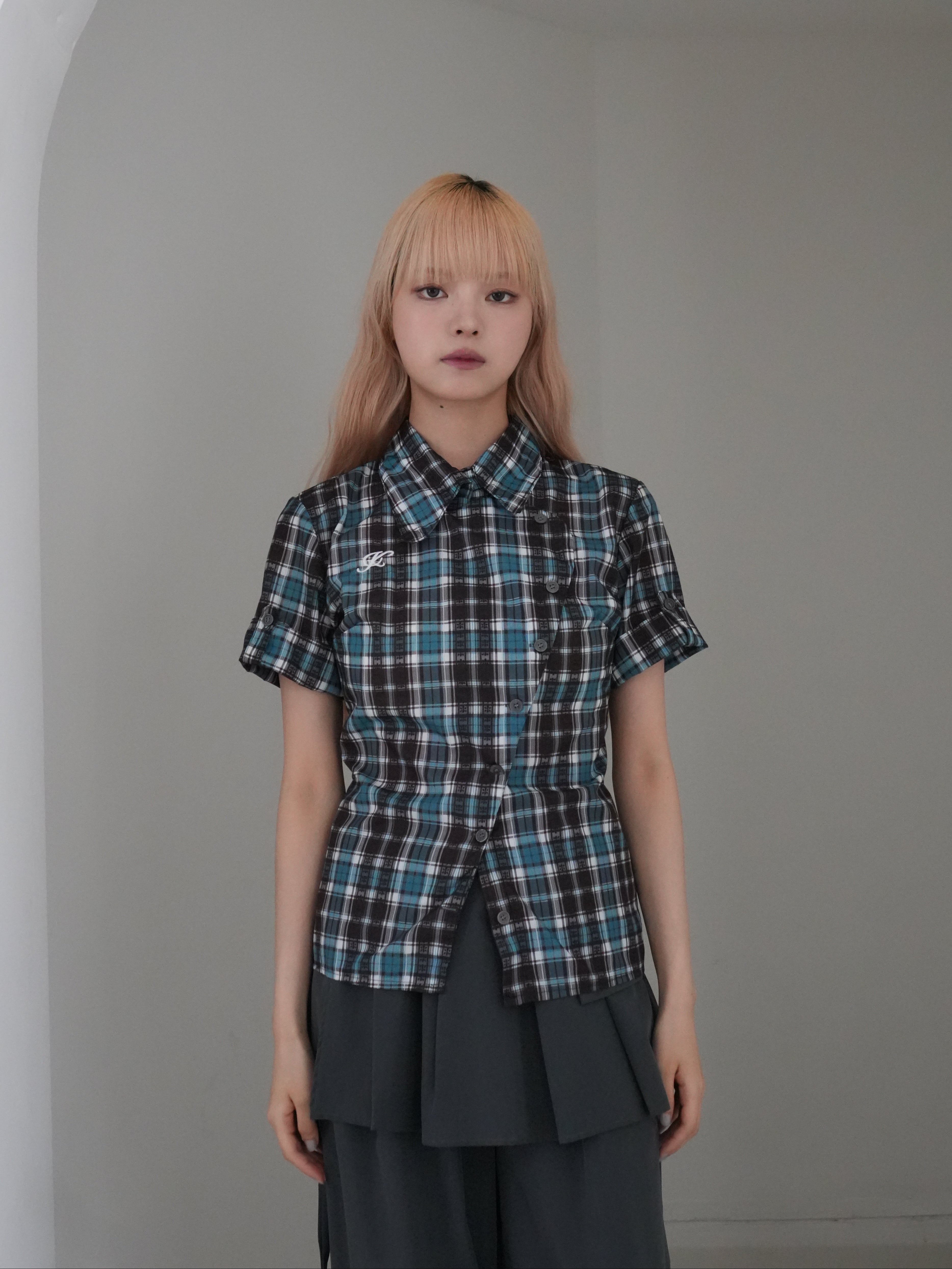 トップス YUI tops – Uenui