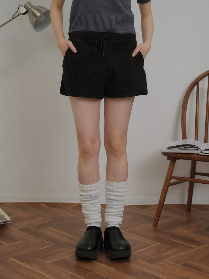 fleece short pants【 1/15 発売 】