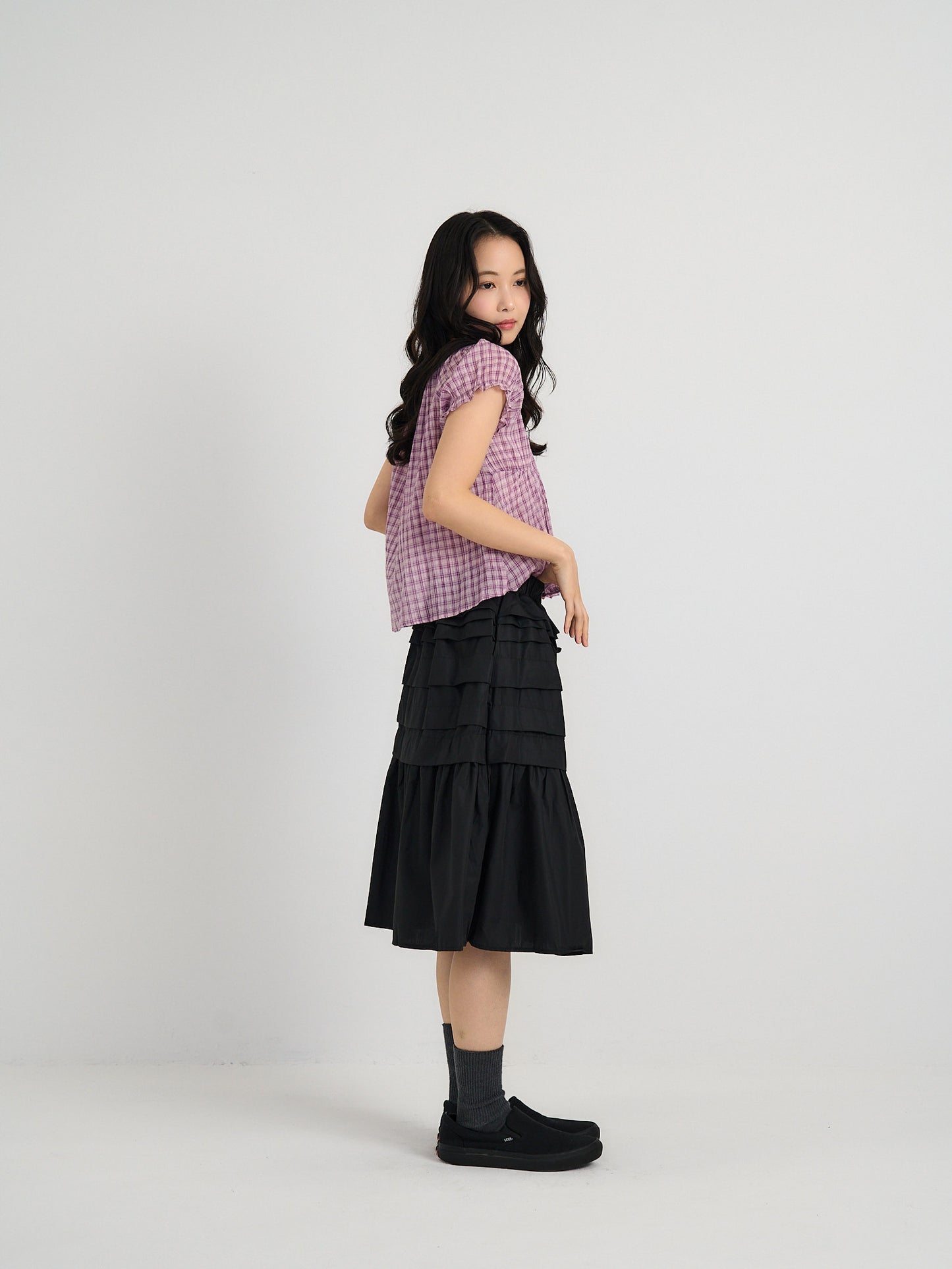 tiered pleated midi skirt