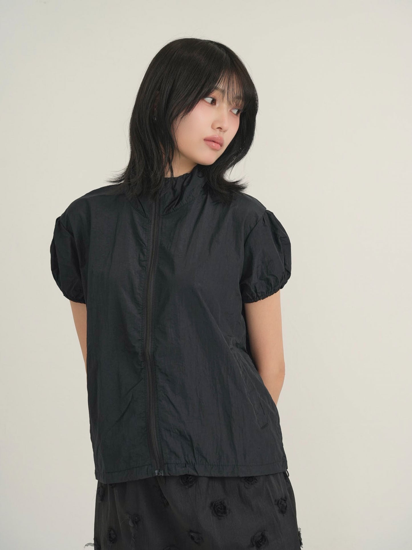 stand collar zip short jacket