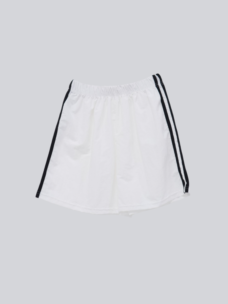 line short pants