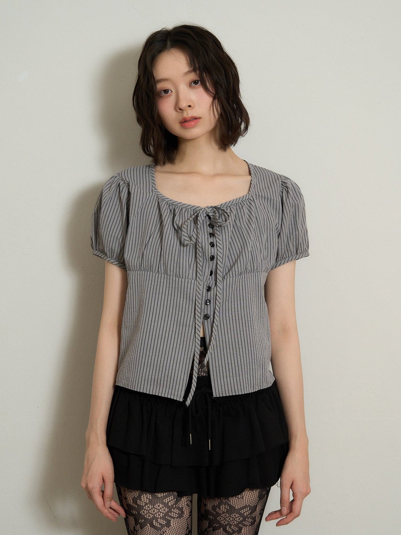 stripe ribbon blouse
