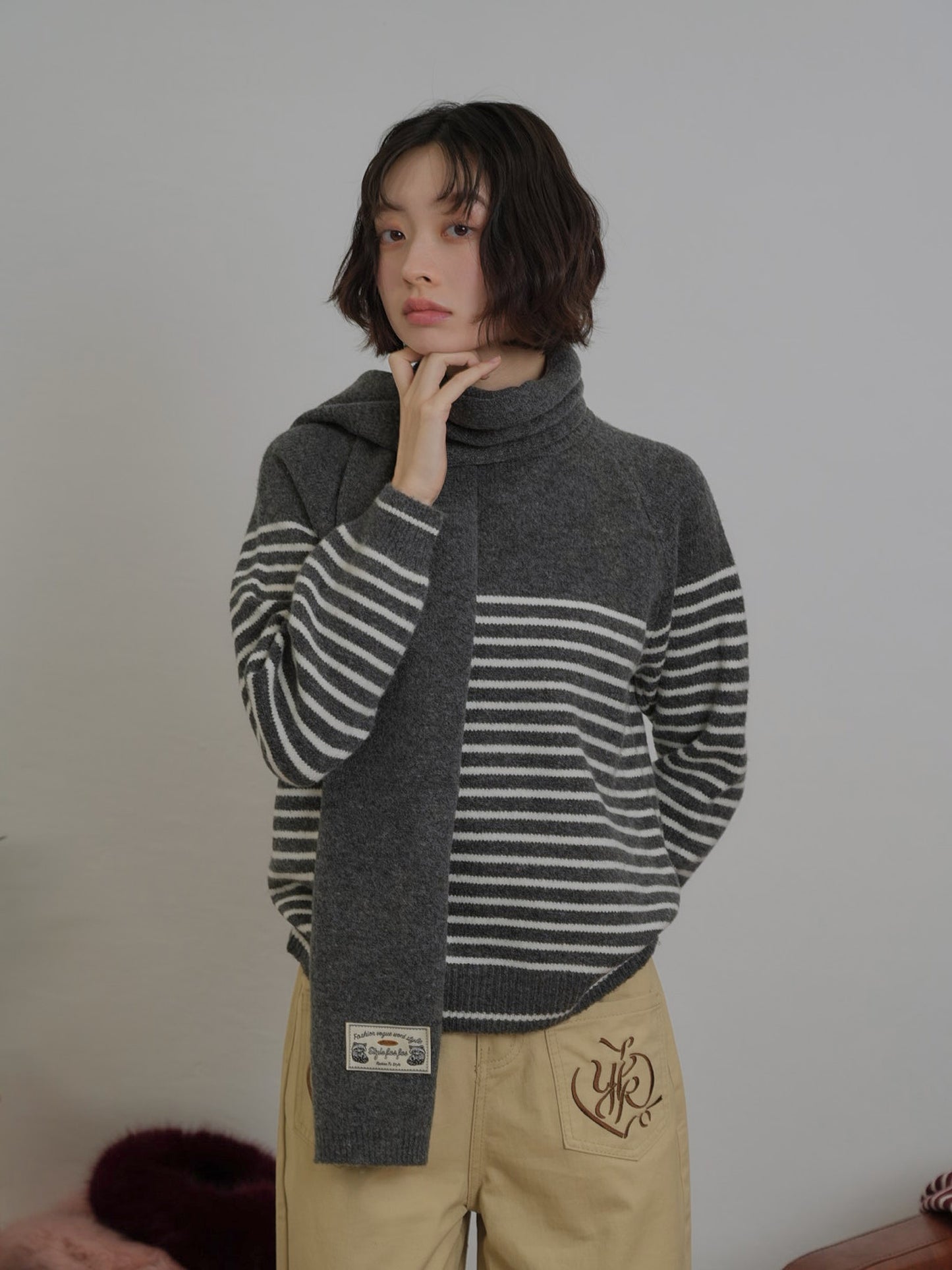 border knit top scarf set