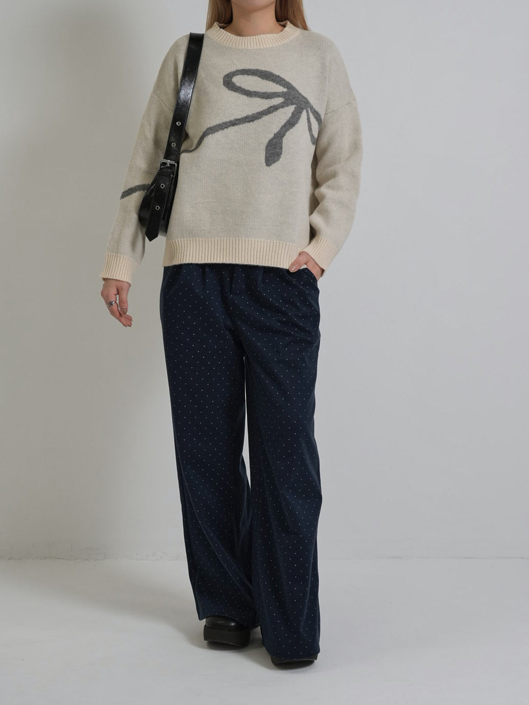 flow diagonally ribbon knit