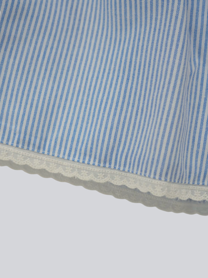 lace hem stripe shorts