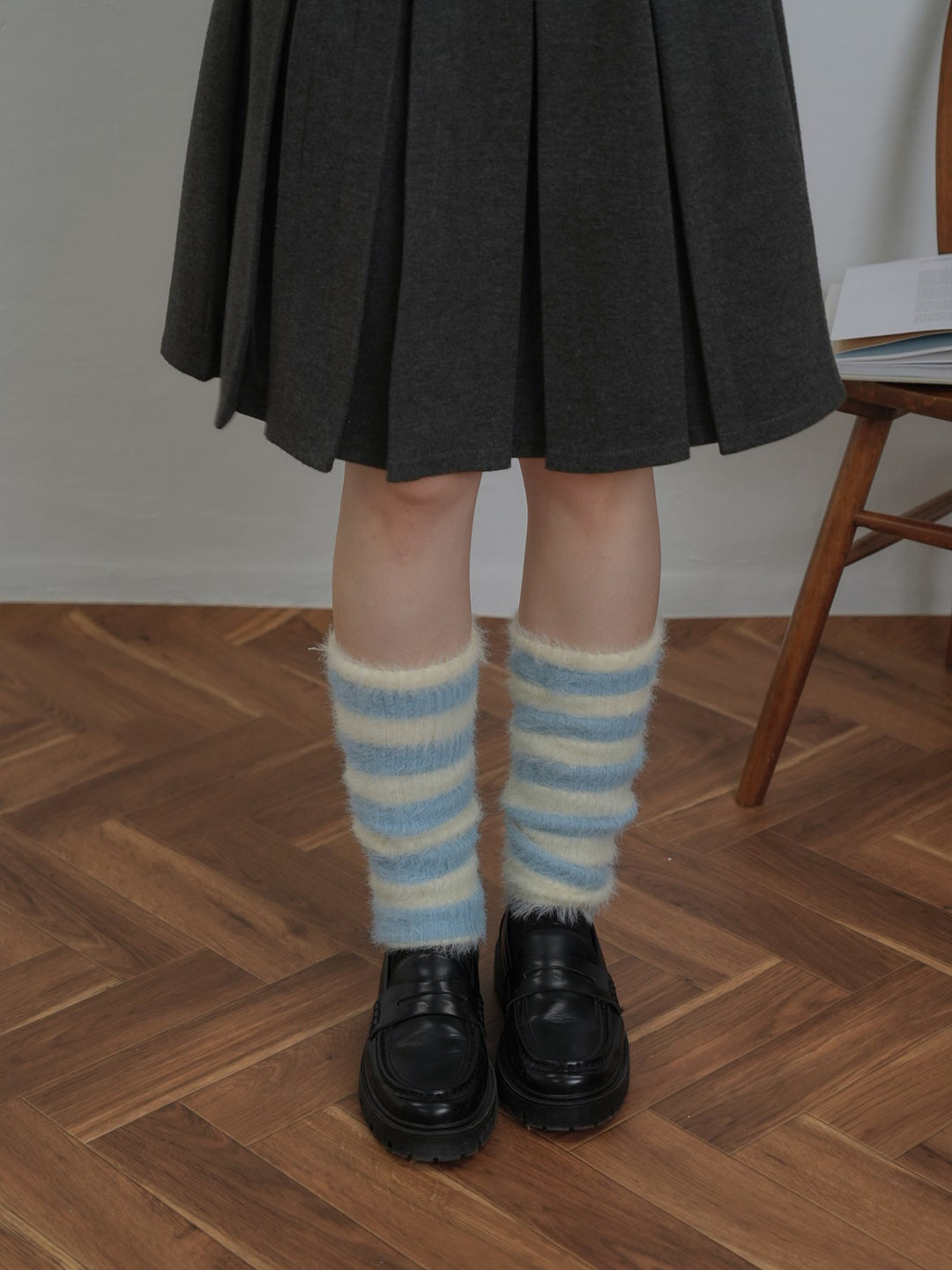 border knit leg warmer