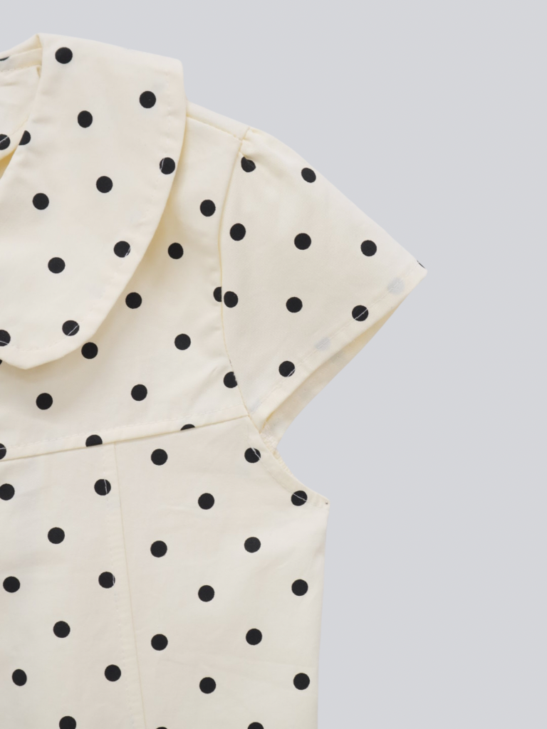 dot button blouse