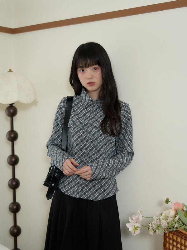 soft plaid cropped shirt