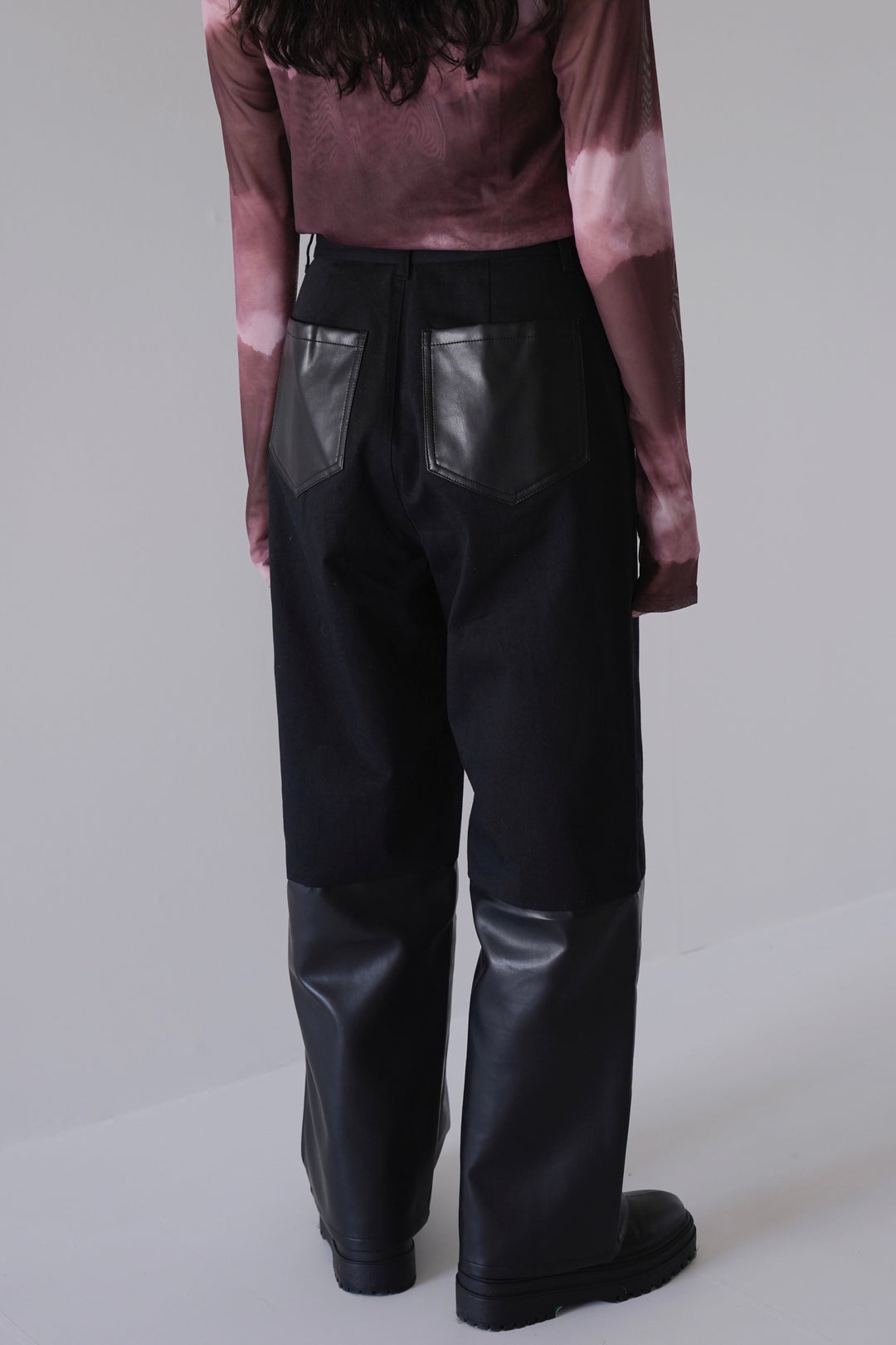 fake leather switching pants
