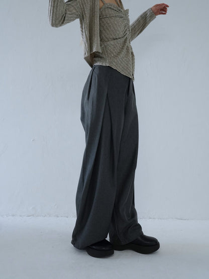 pleated wide leg trousers