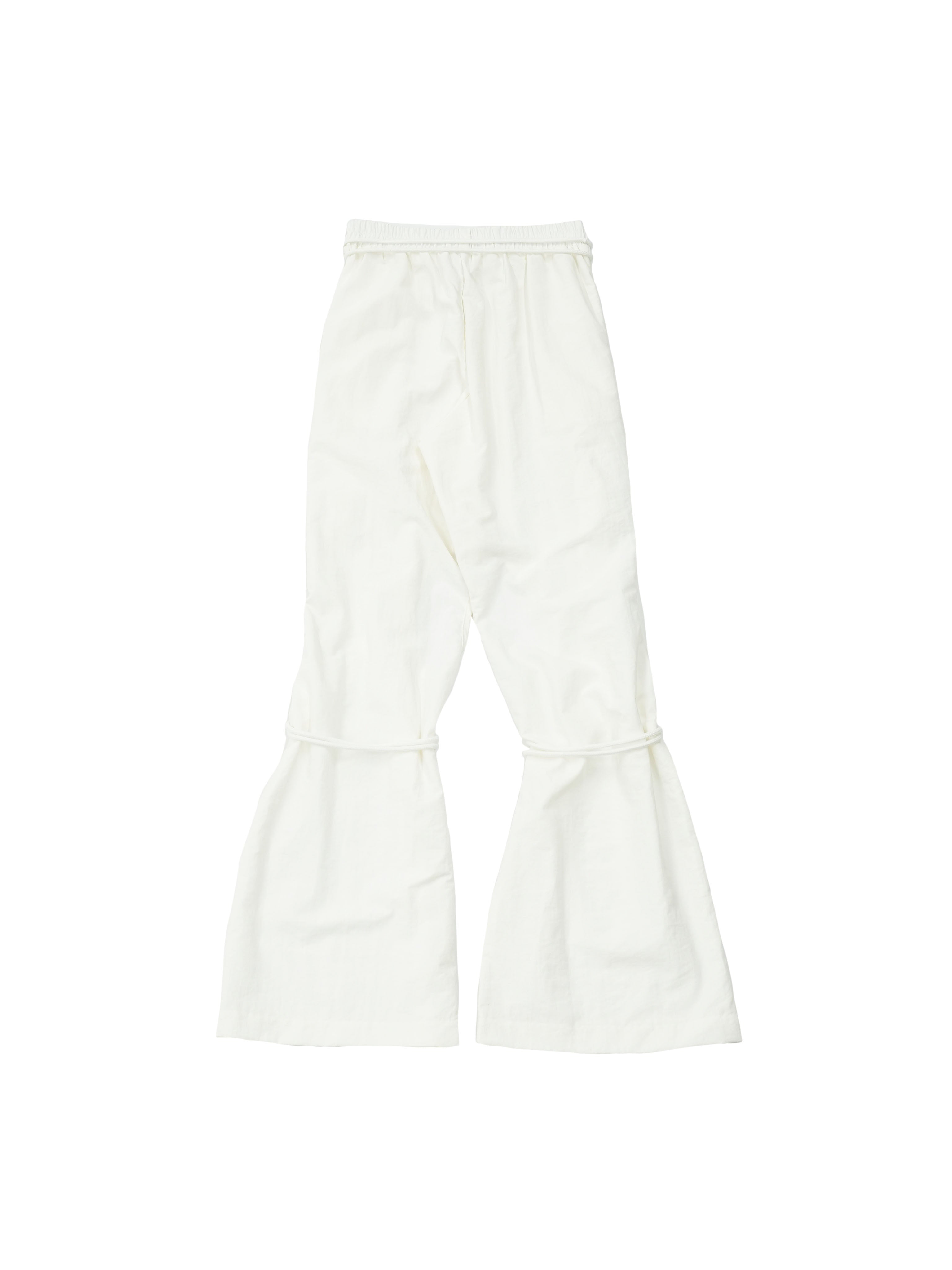 string hole pants