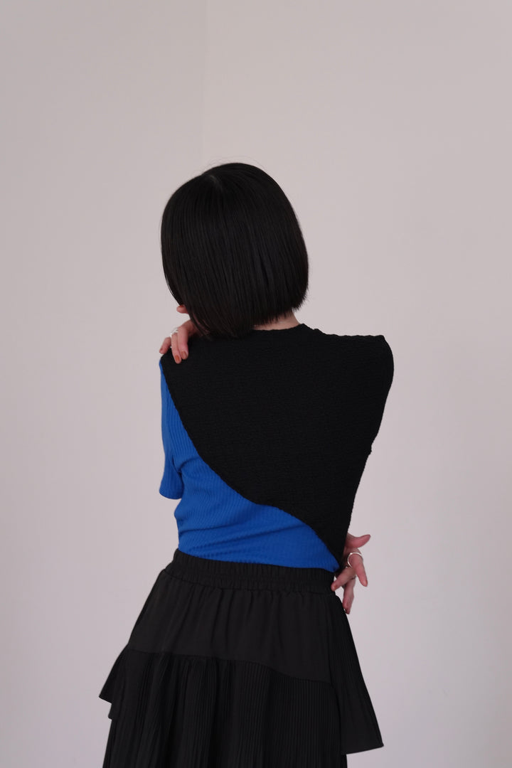 bicolor half sleeve tops