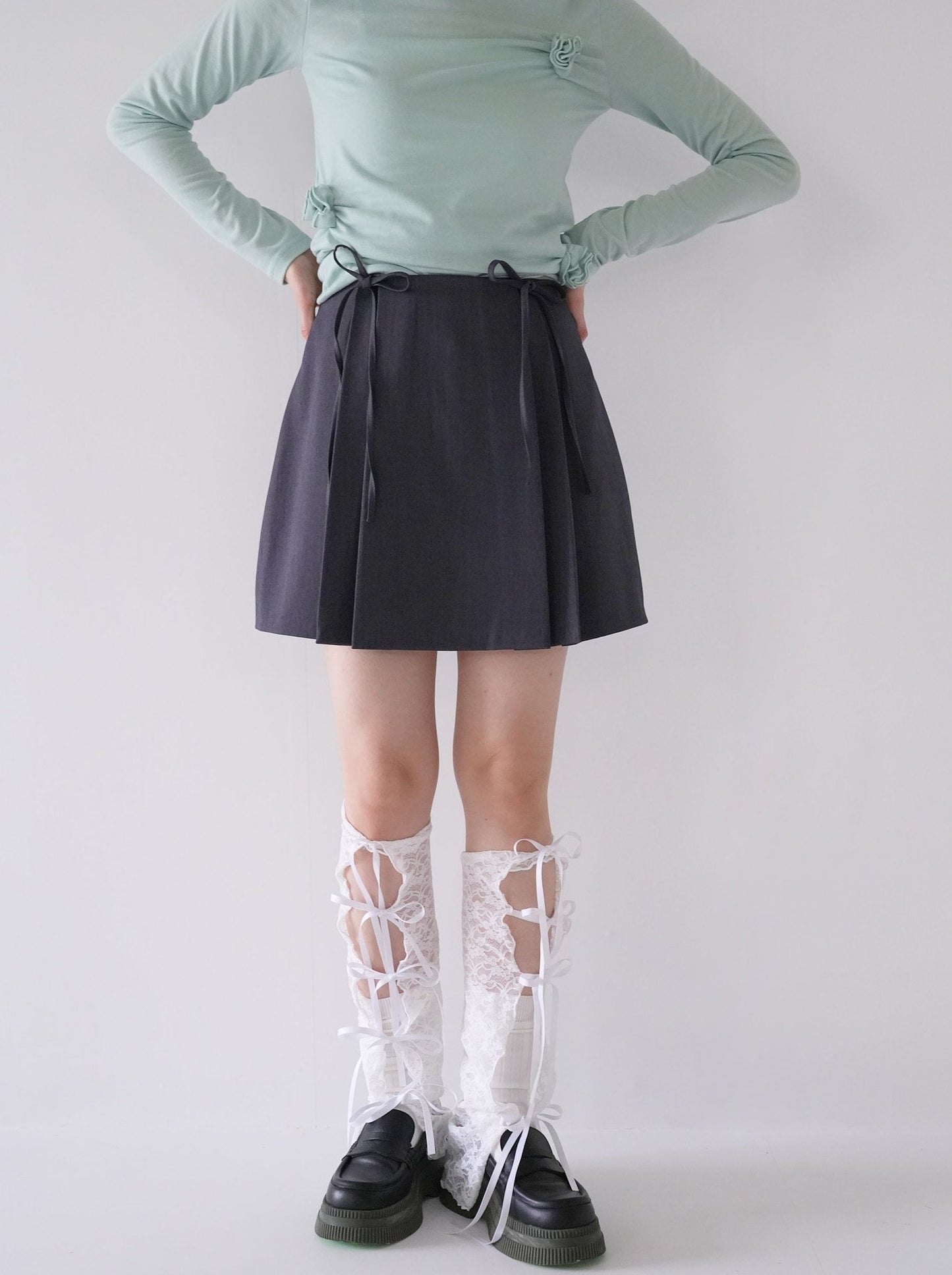 waste ribbon mini skirt