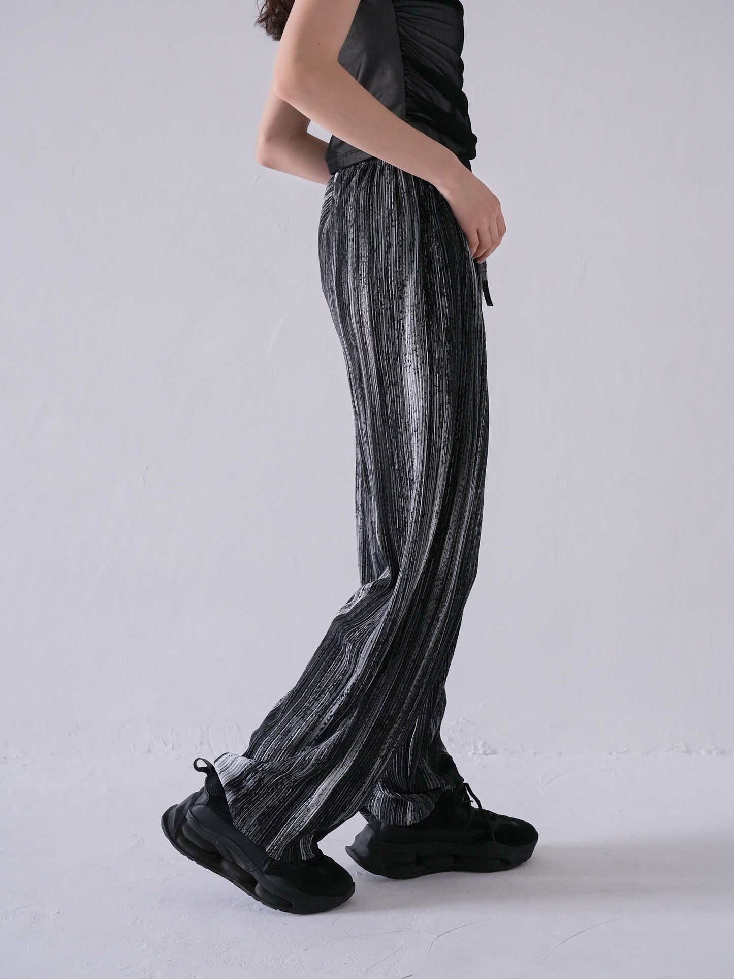 flowing ink pleats pants