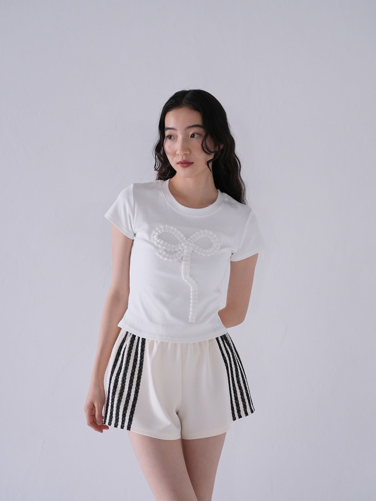 asymmetry ribbon T