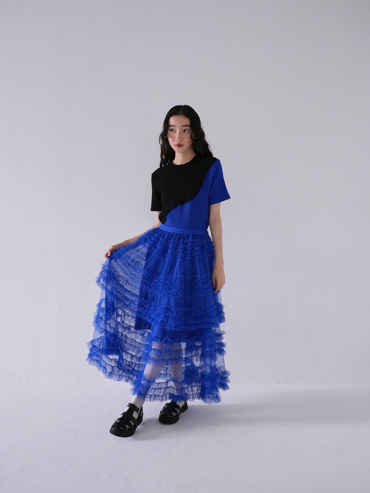 volume frill tiered skirt