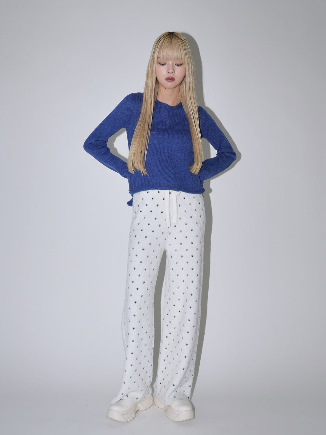 【9月19日発売予定】tie ribbon knit