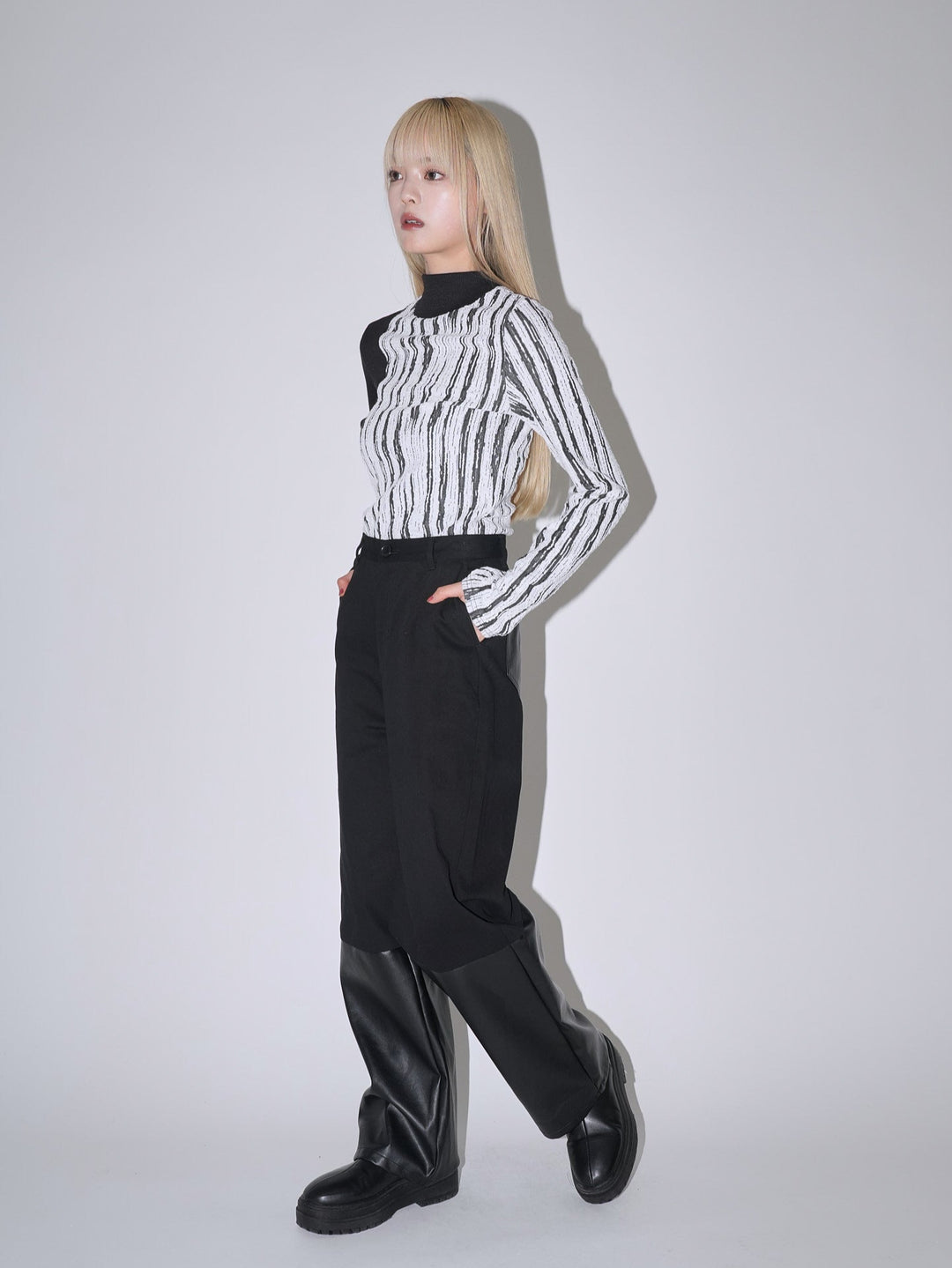 fake leather switching pants