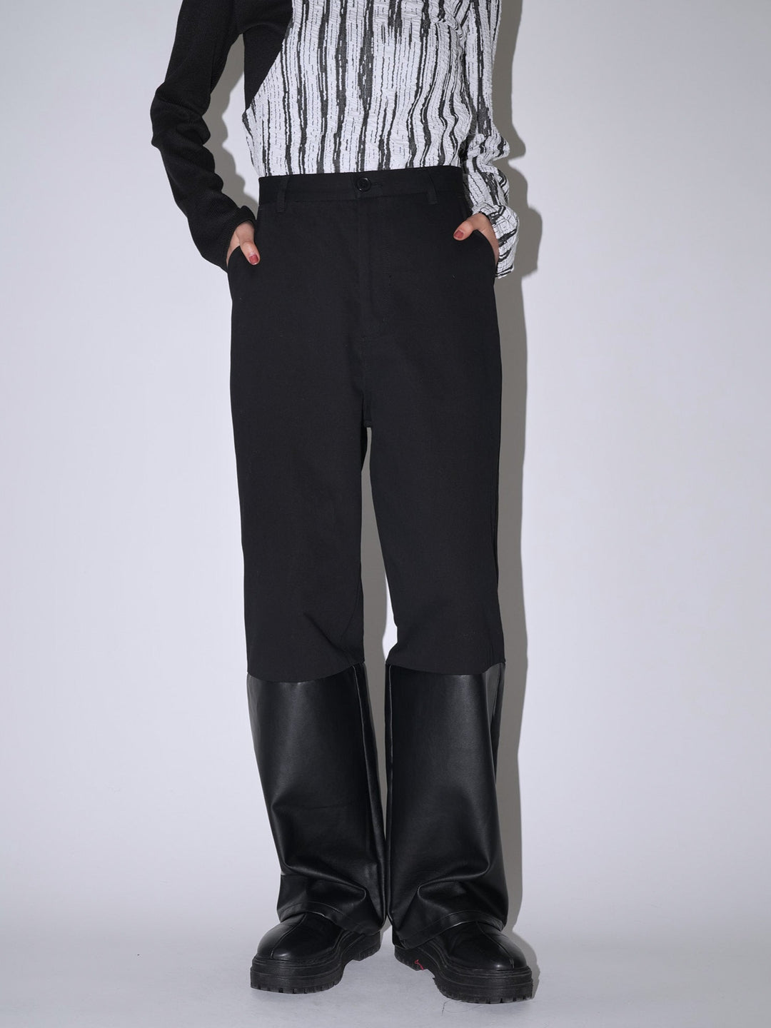 fake leather switching pants