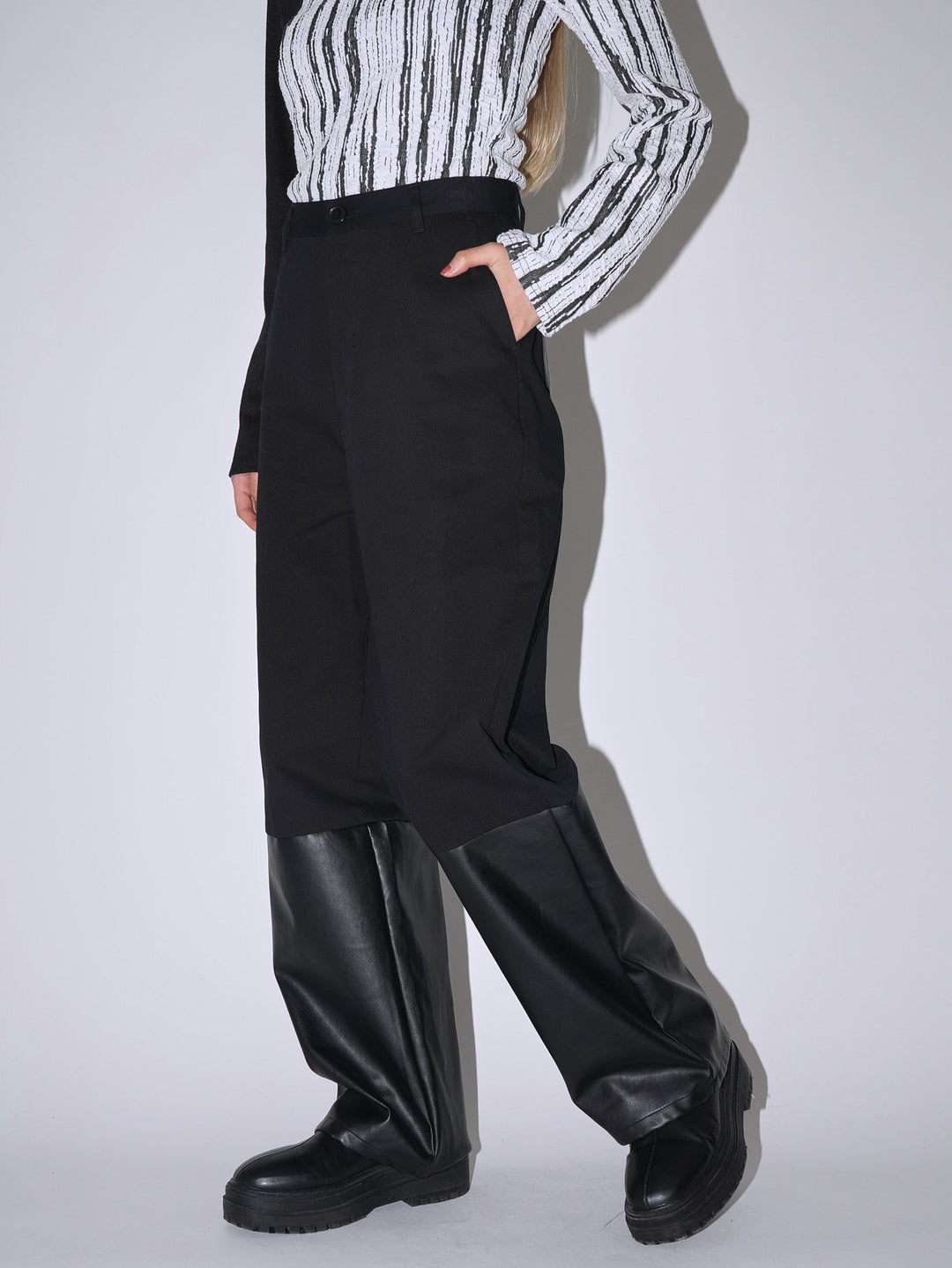 fake leather switching pants