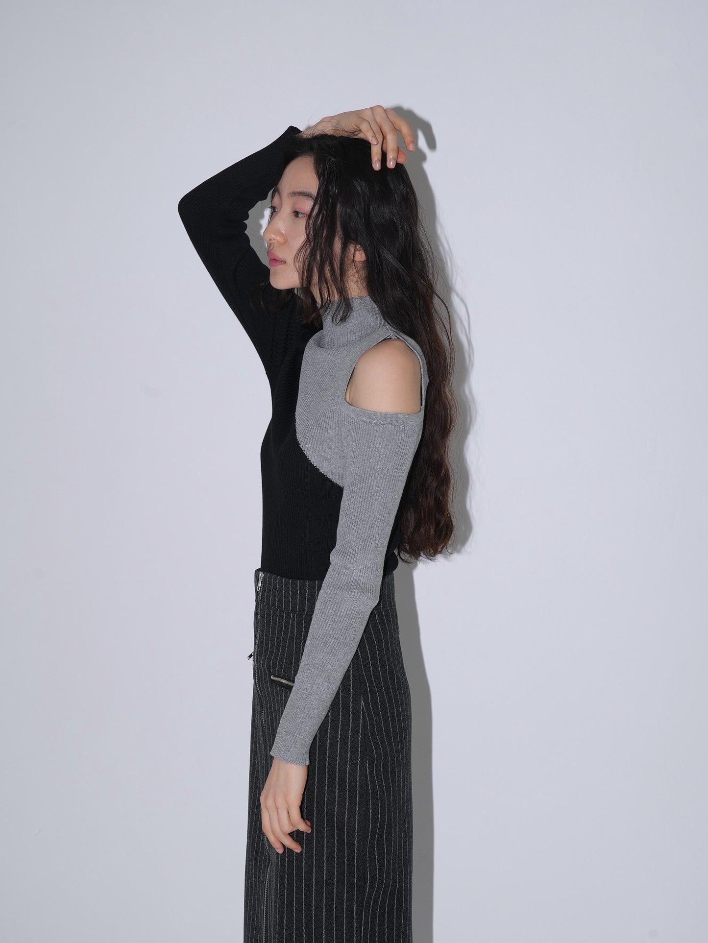 two tone shoulder hole knit