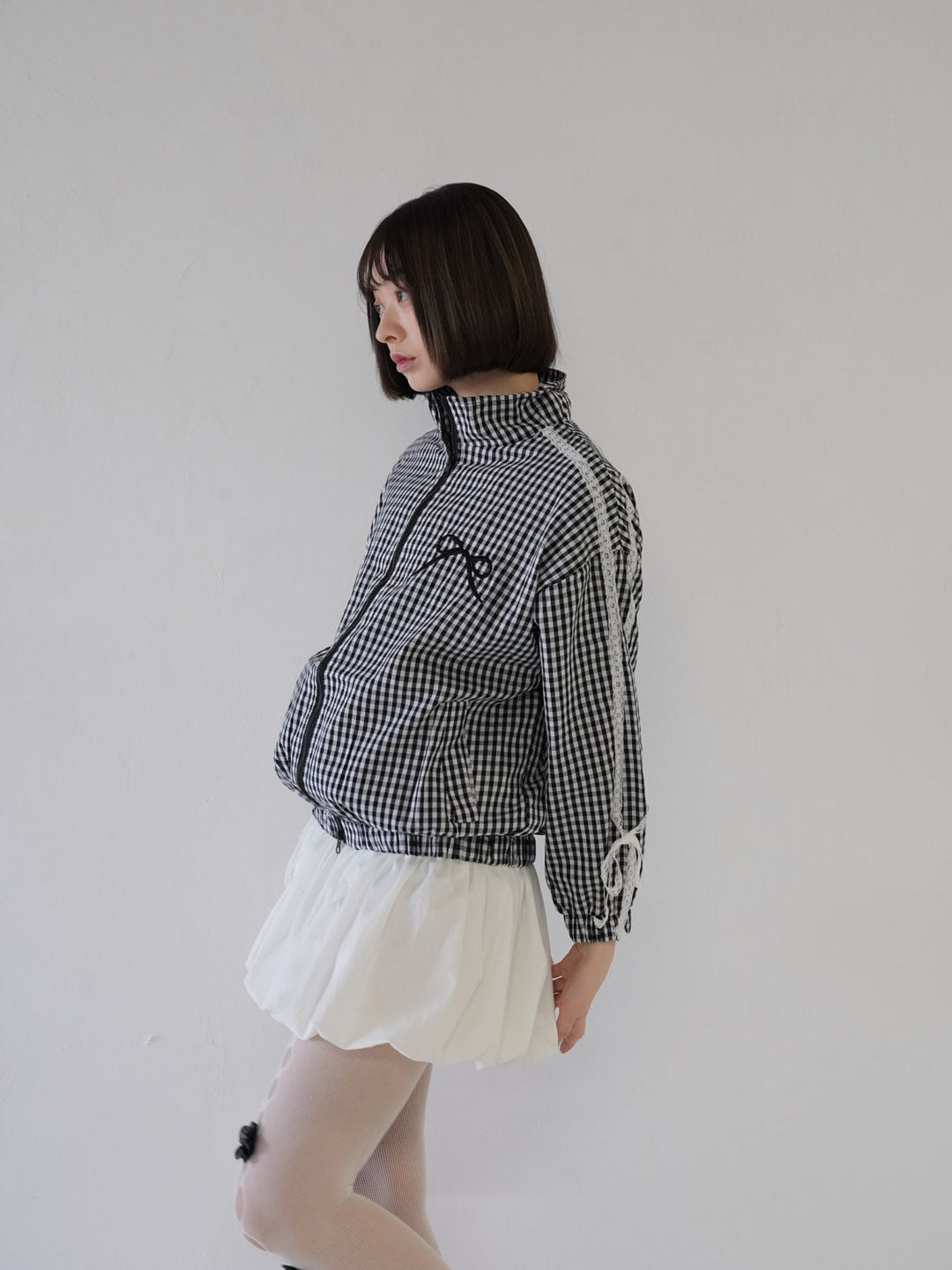 side lace line blouson