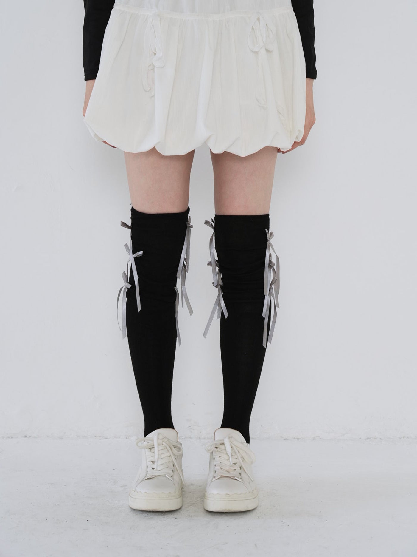 slouchy tie-up thigh socks