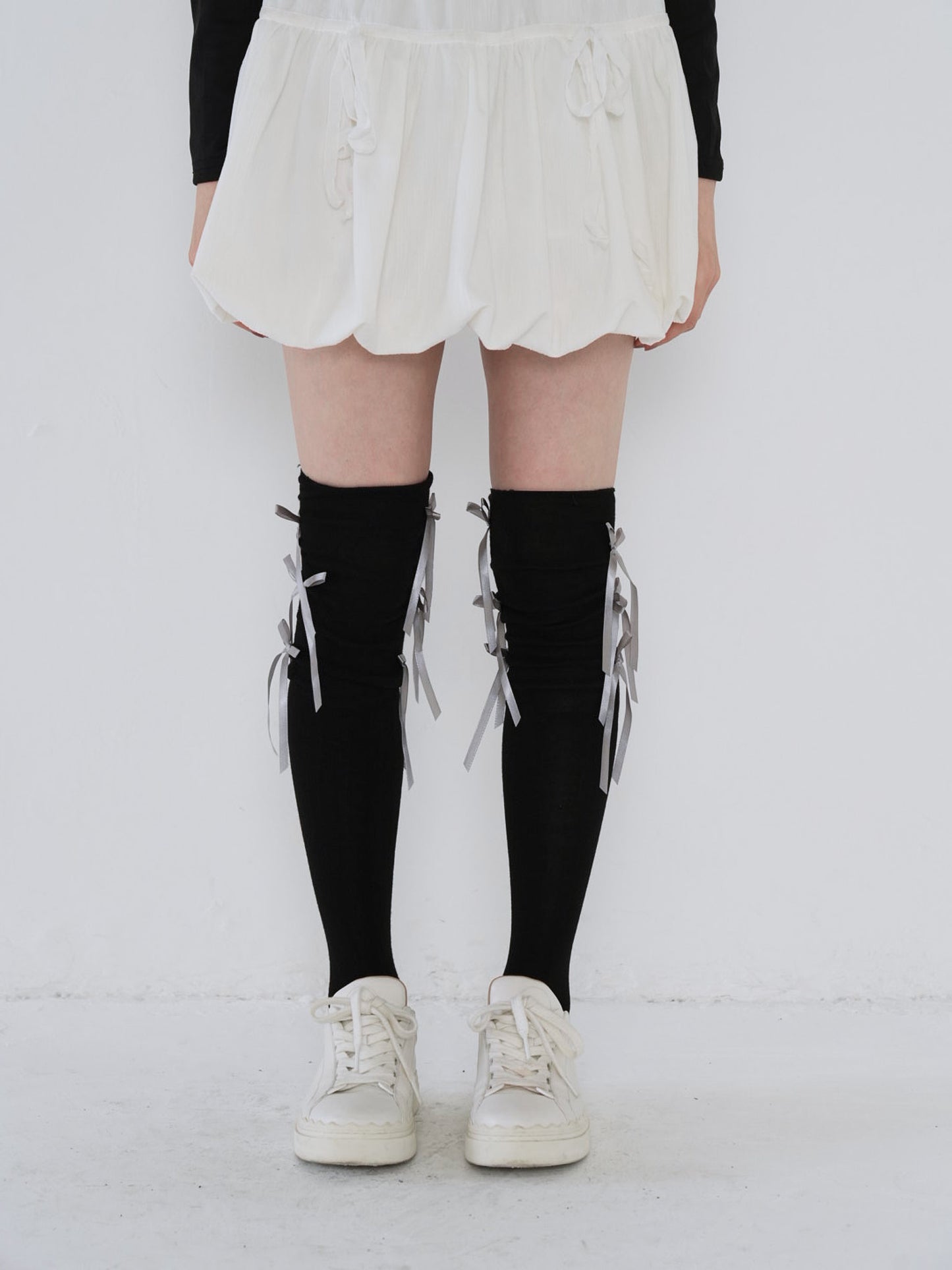 slouchy tie-up thigh socks