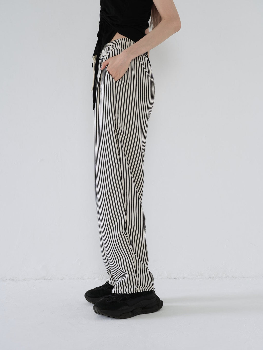 striped drawstring wide pants