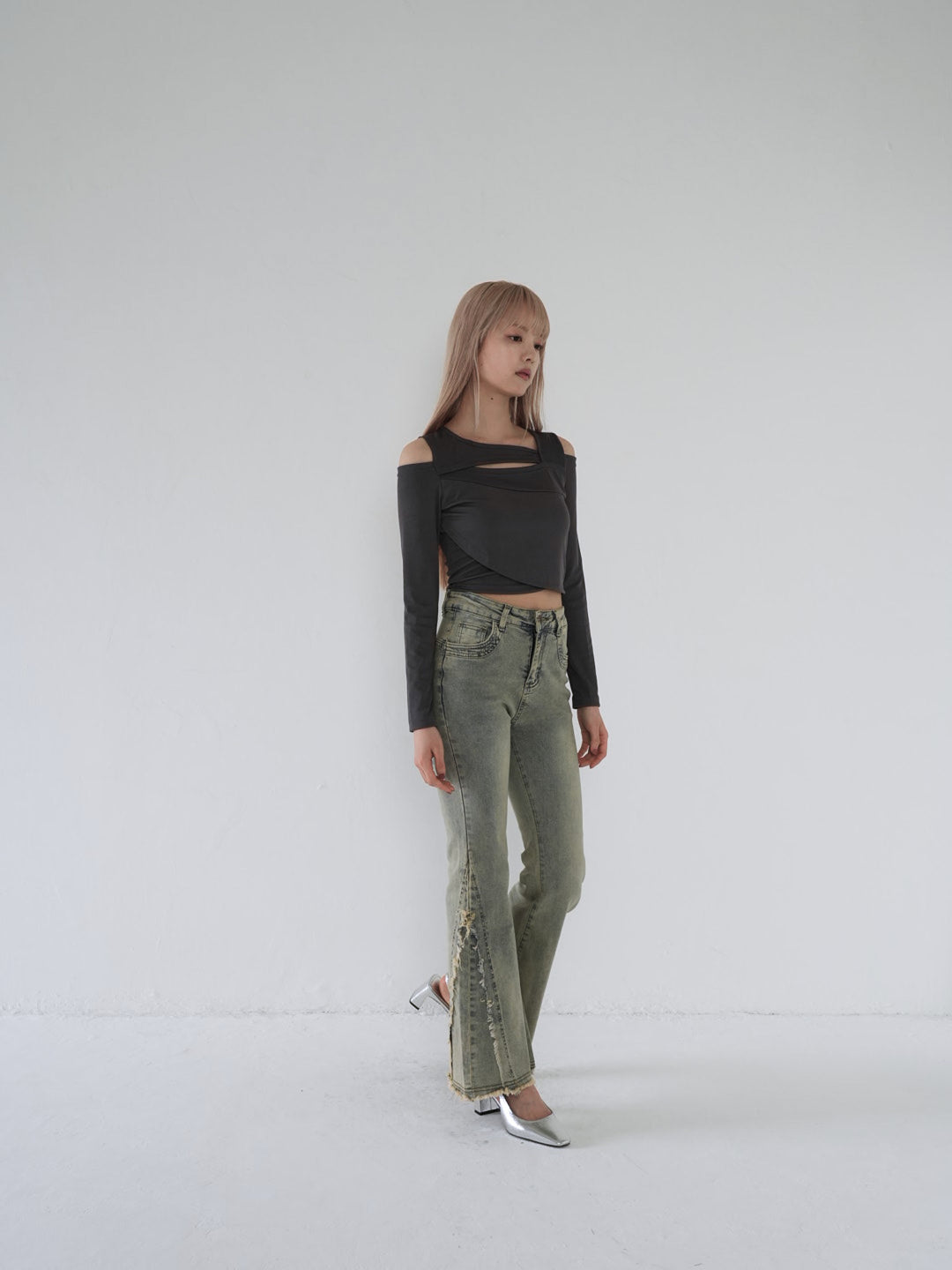 side damage flare pants