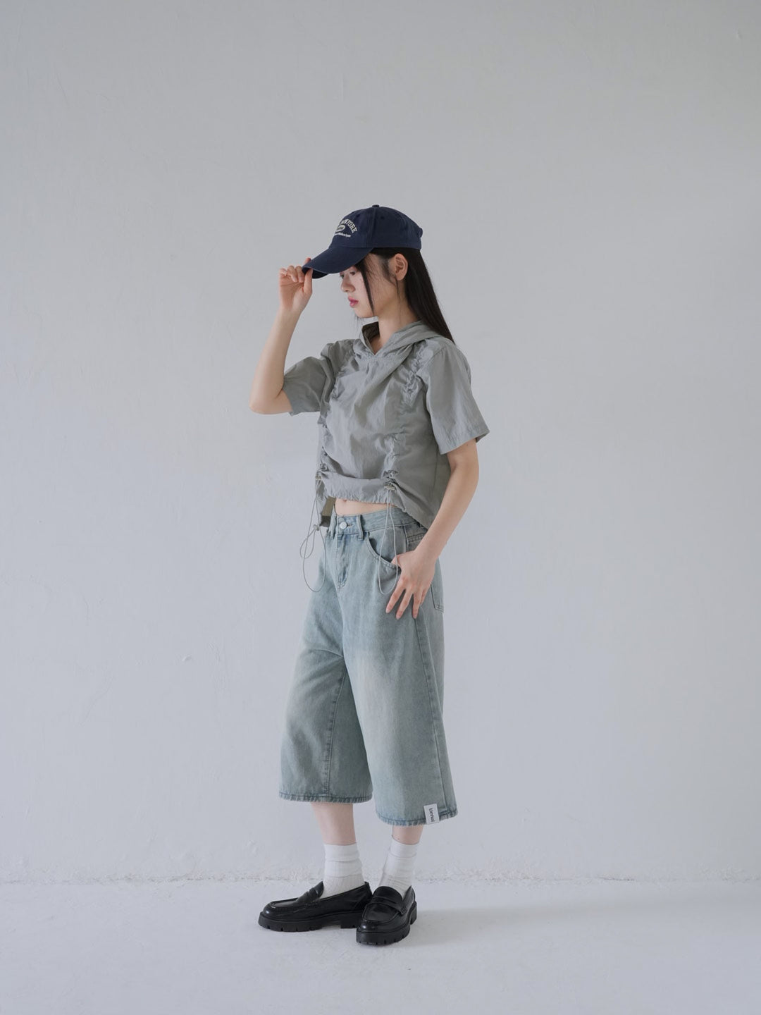 hooded drawstring crop tee