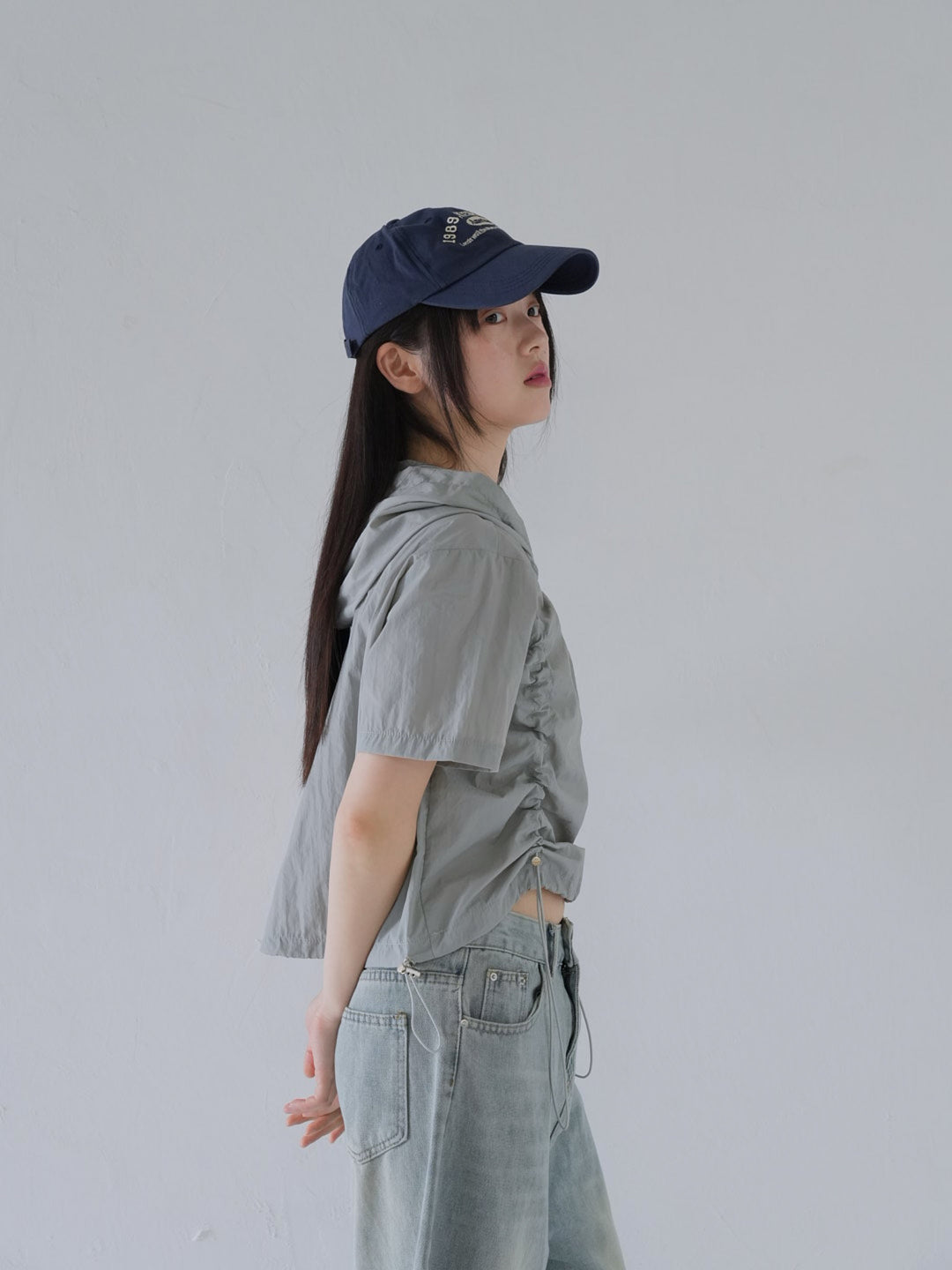 hooded drawstring crop tee