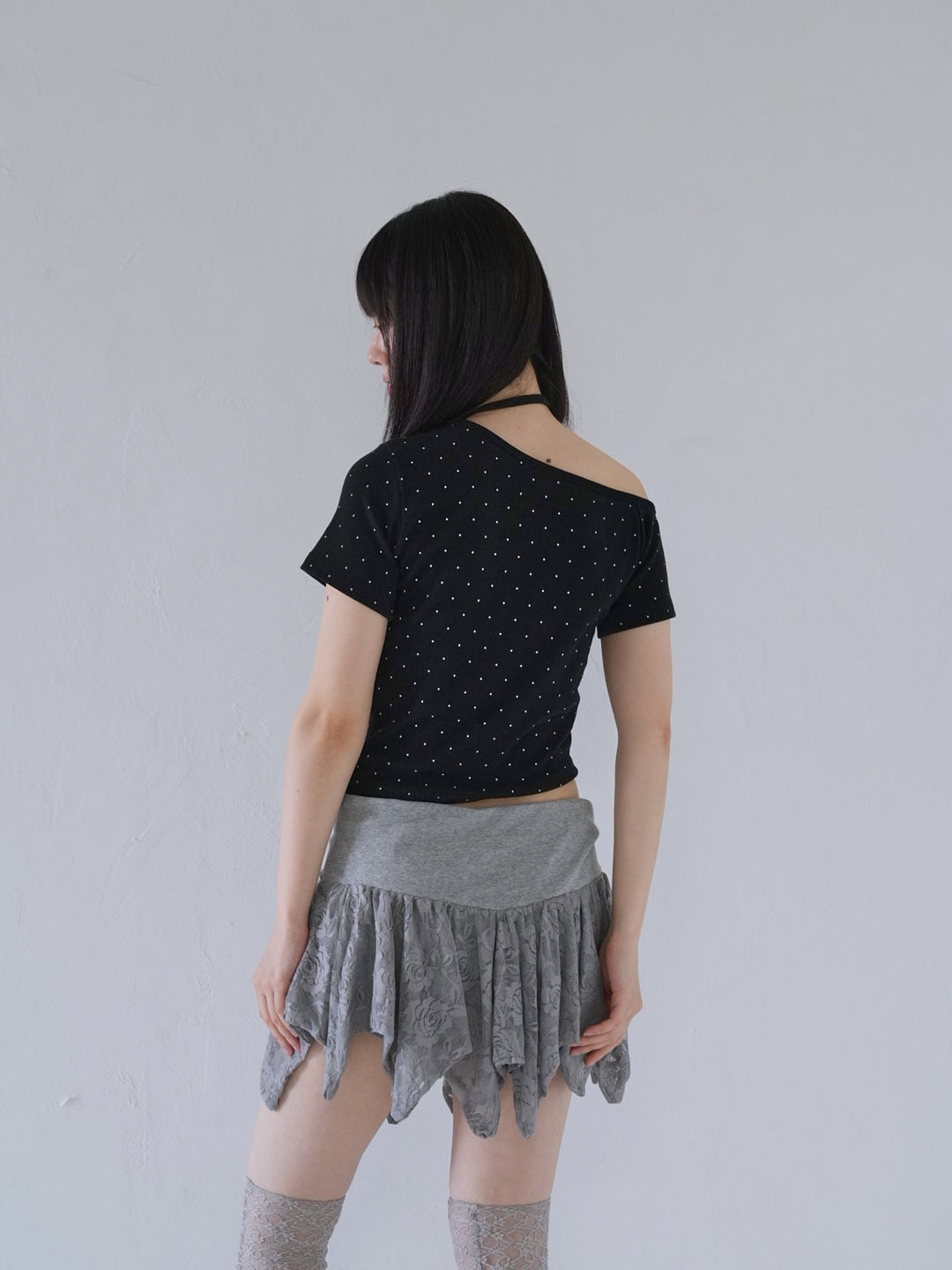 dot ribbon neck tee