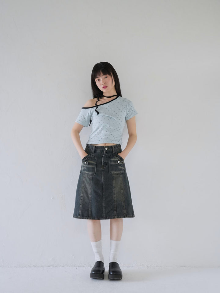 dot ribbon neck tee