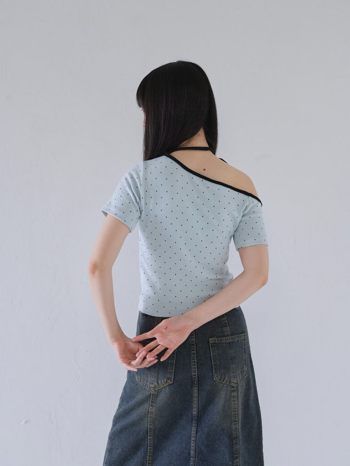 dot ribbon neck tee