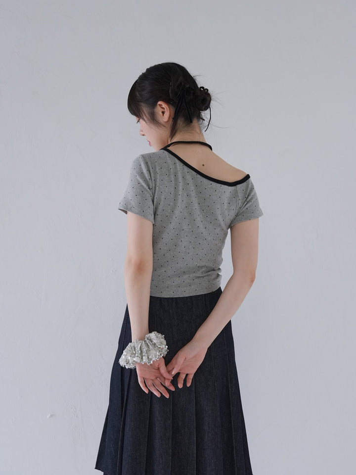 dot ribbon neck tee