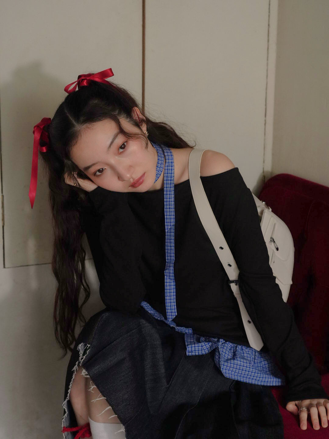 layered check offshoulder tee