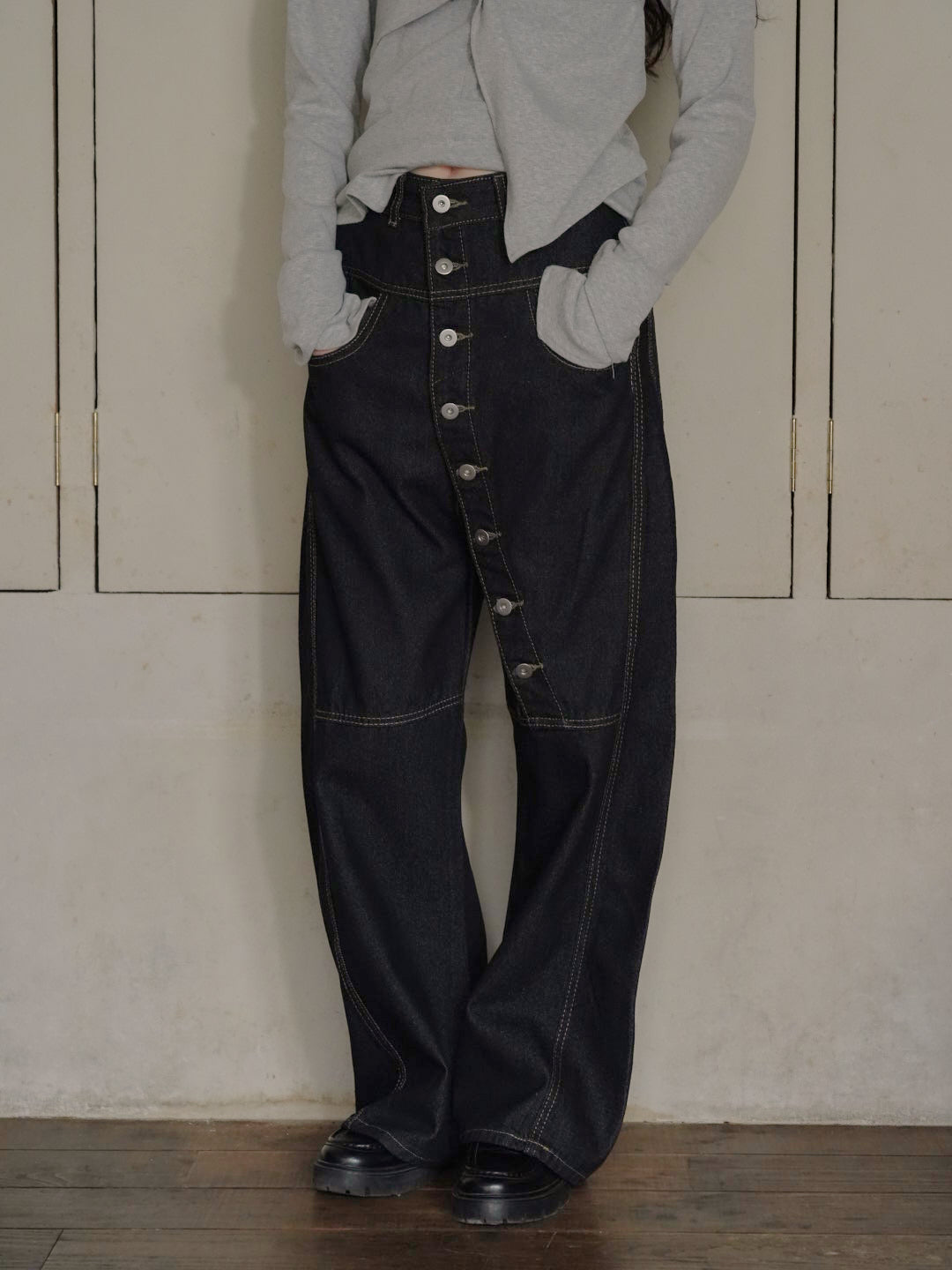 asymmetry button denim pants｜ワイドアシンメトリーデニムパンツ