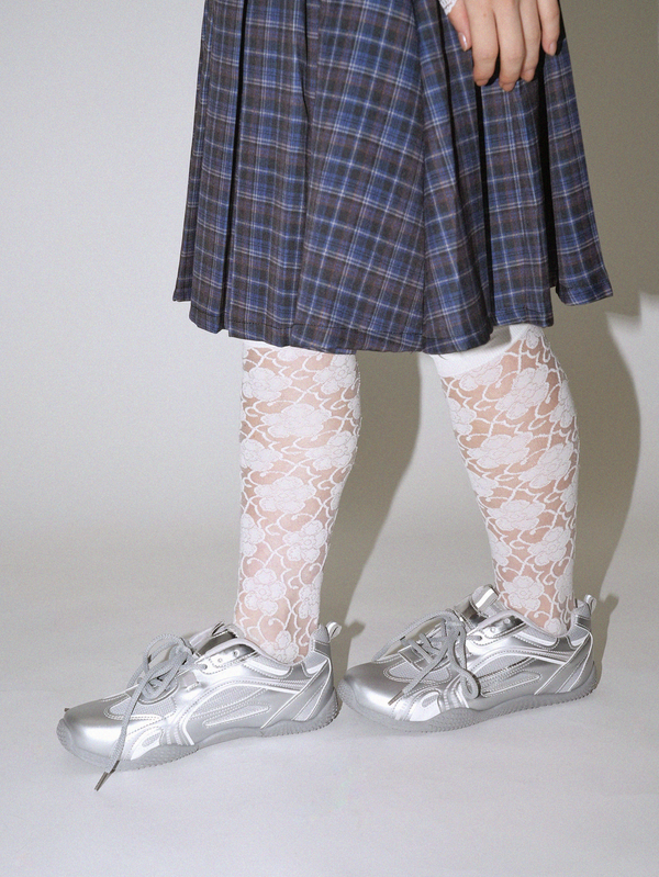 metal sneaker