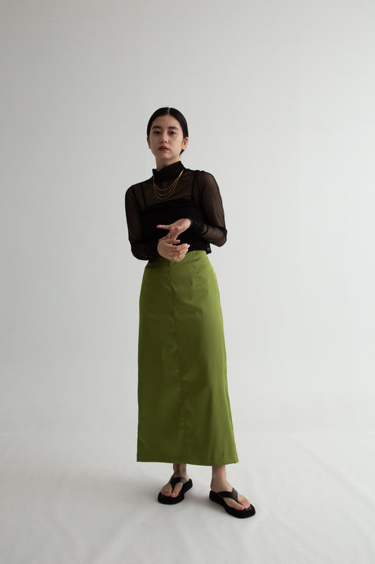 back slit tight skirt