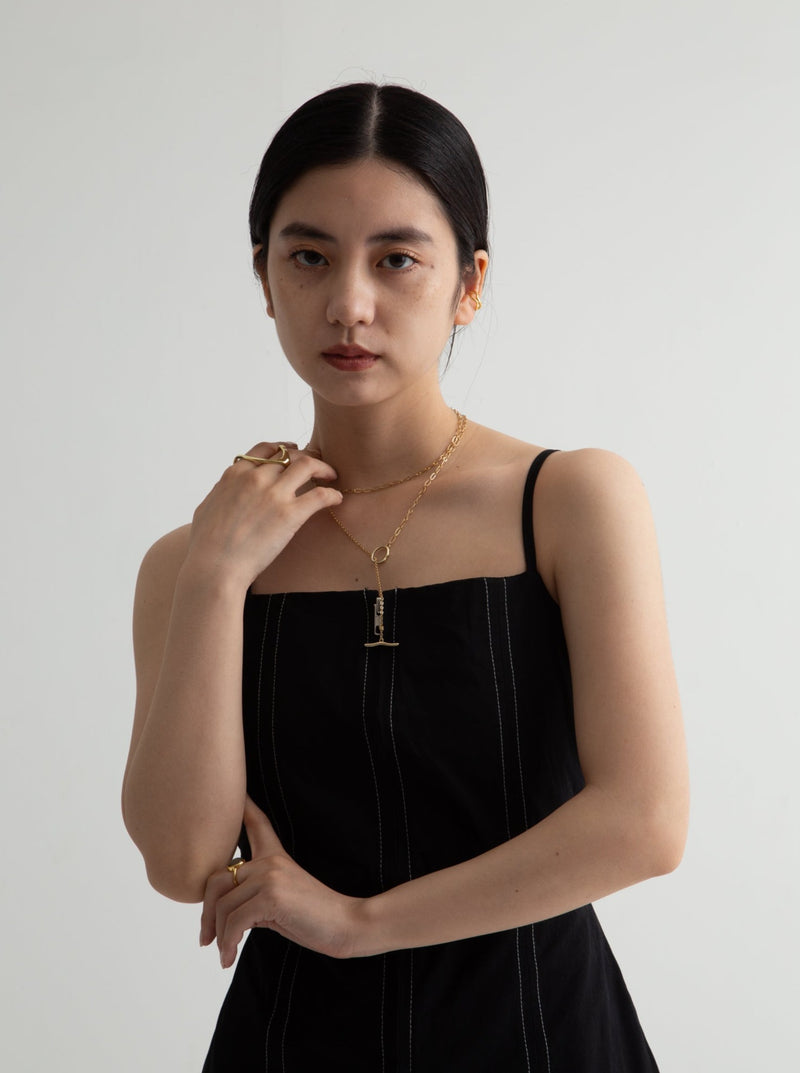 rod hang necklace